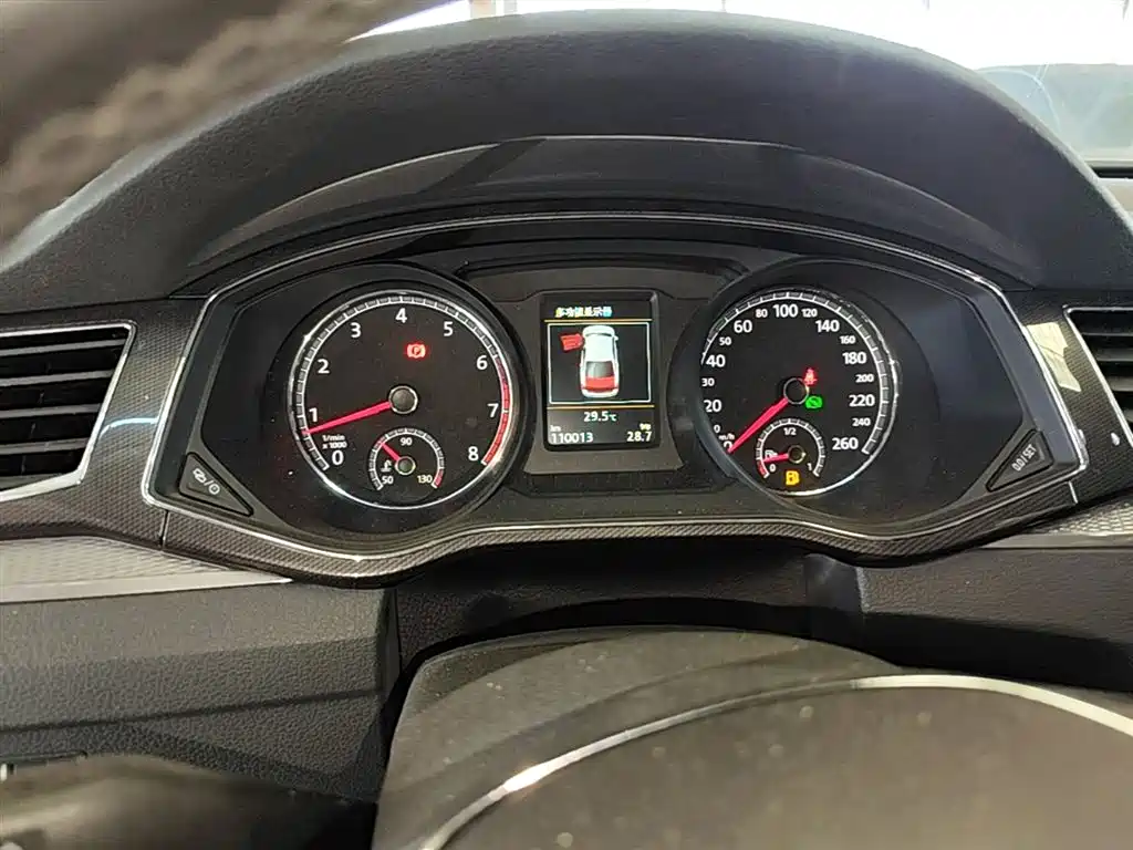 Volkswagen Passat 2019 — фото 18
