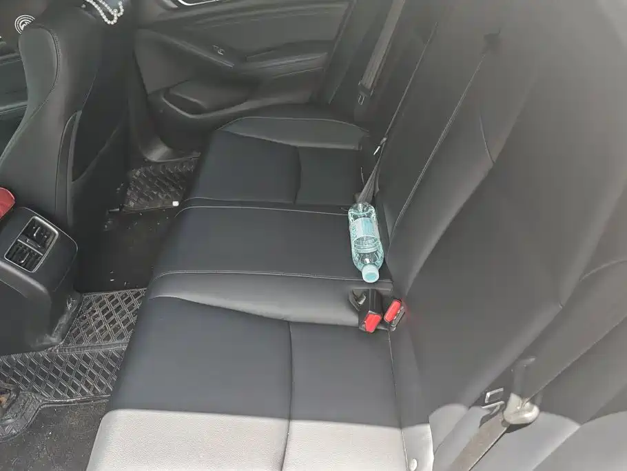 Honda Accord 2021 — фото 11