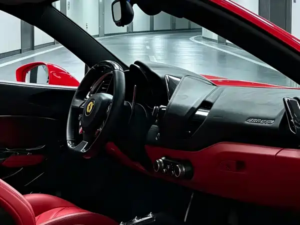 Ferrari 488 2018