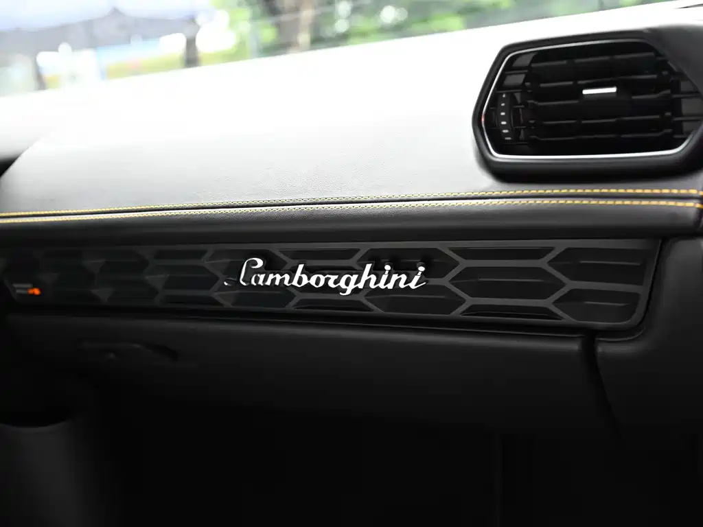 Lamborghini Huracán 2016 — фото 17