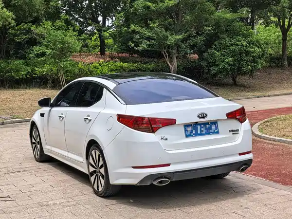 Kia K5 2013