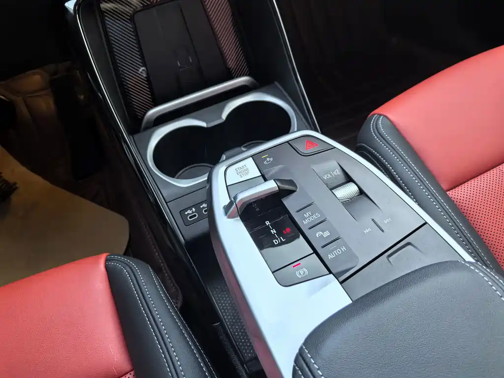BMW X1 2023 — фото 13