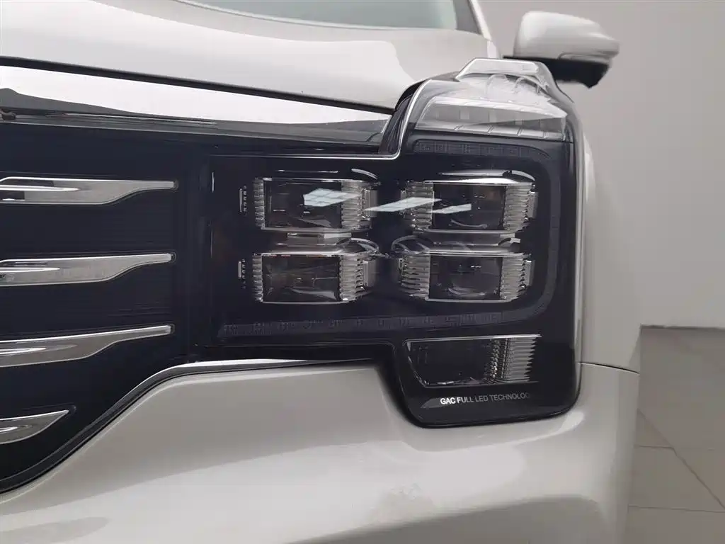 GAC Motor Trumpchi GS8 2017