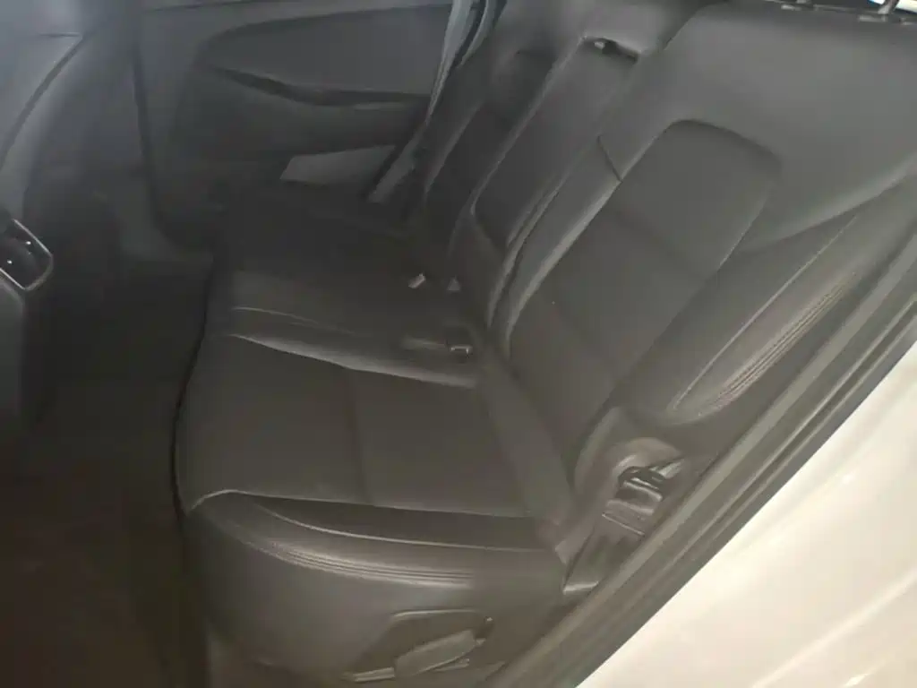 Hyundai Tucson 2018 — фото 17