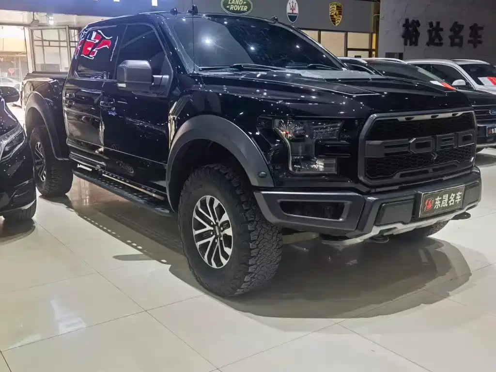 Ford F-150 Raptor 2019 — фото 1