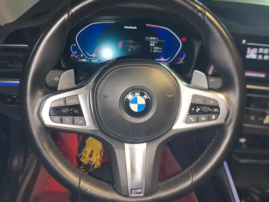 BMW 3 Series 2021 — фото 15