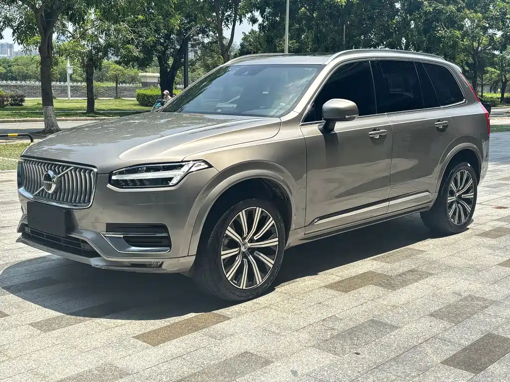 Volvo XC90 2021