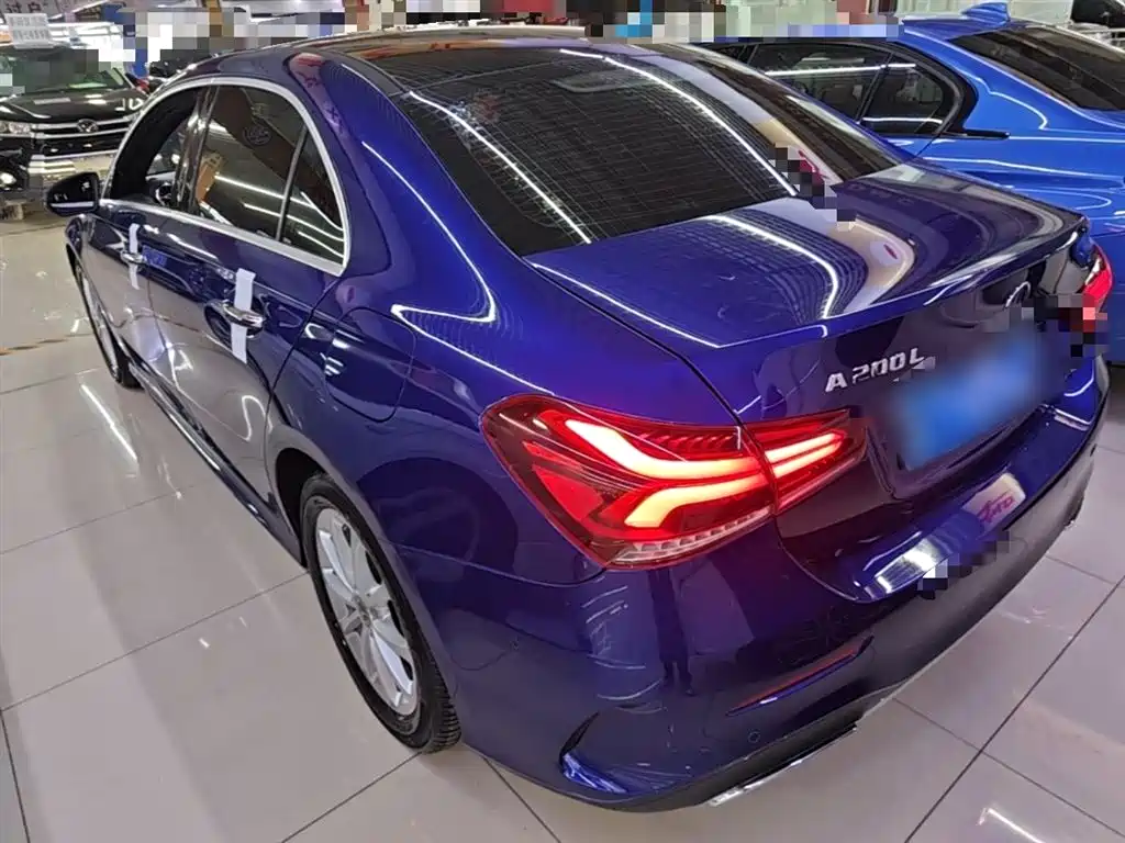 Mercedes-Benz A-Class 2020 — фото 5
