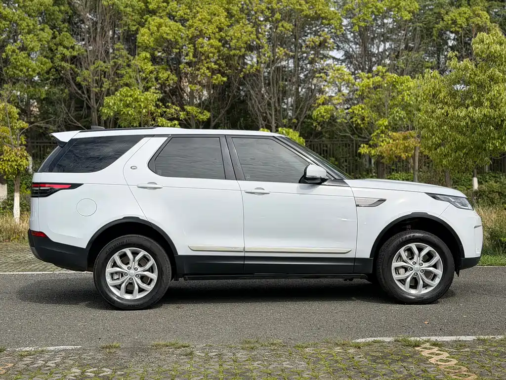 Land Rover Discovery 2019 — фото 4