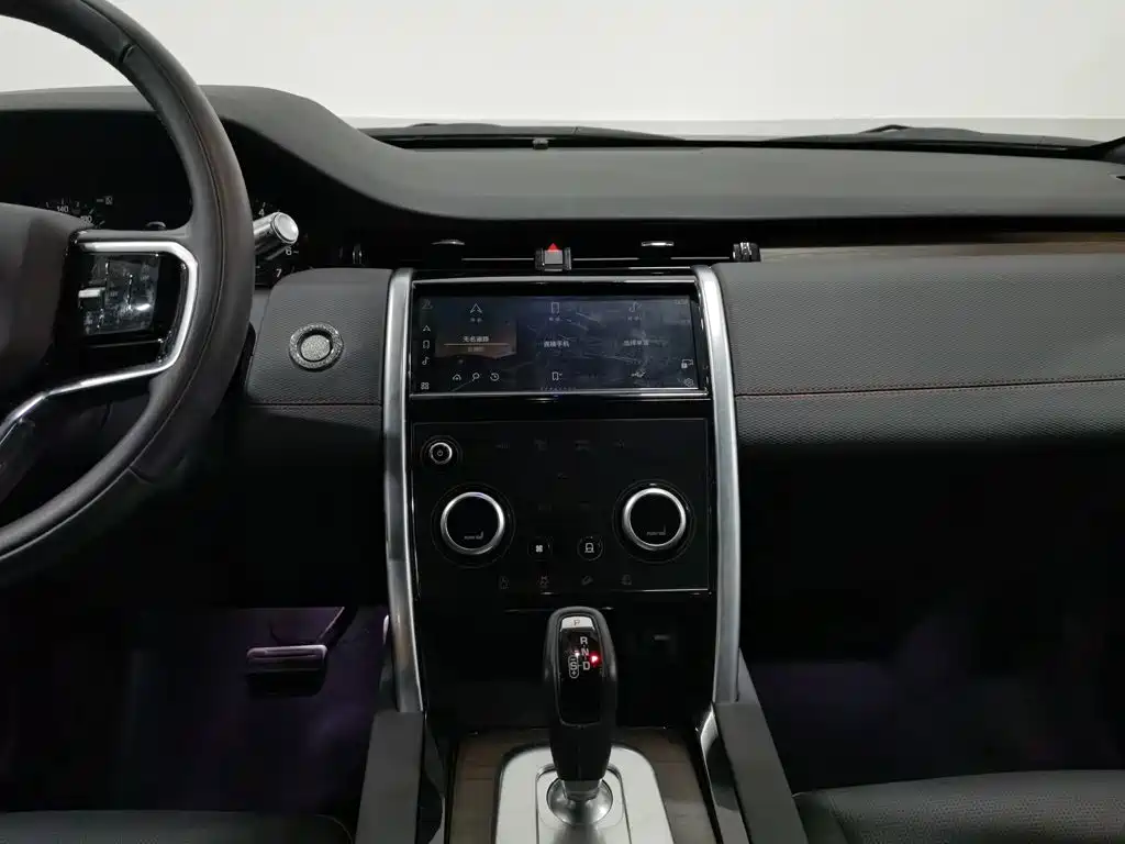 Land Rover Discovery Sport 2022 — фото 12