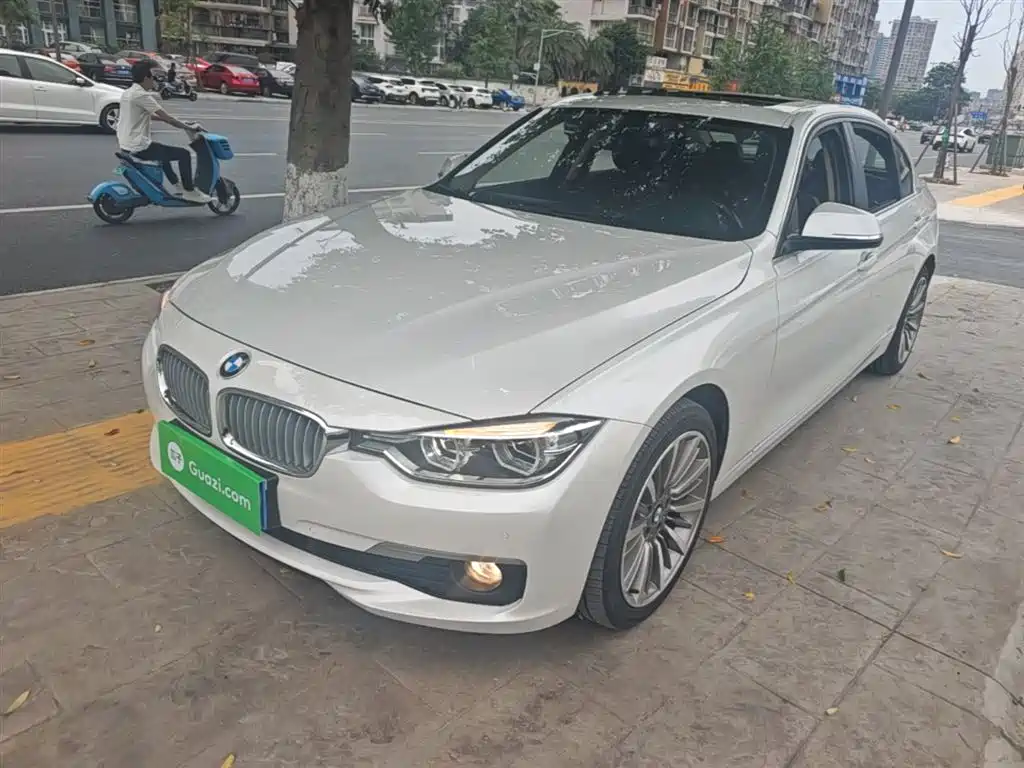 BMW 3 Series 2019 — фото 2