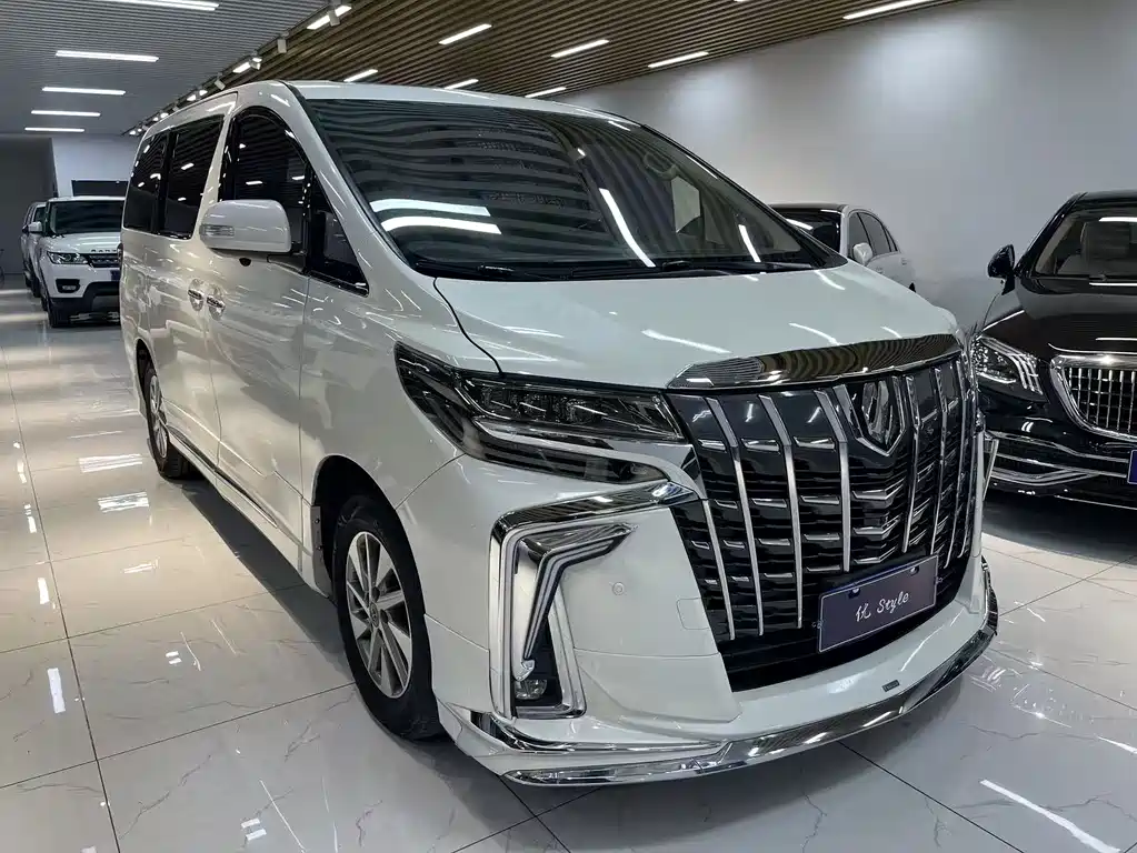 Toyota Alphard 2014 — фото 3