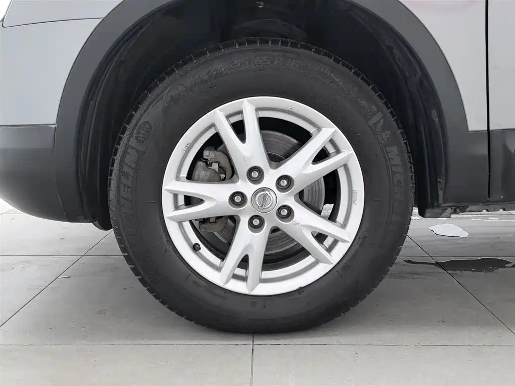 Nissan Qashqai 2010 — фото 17