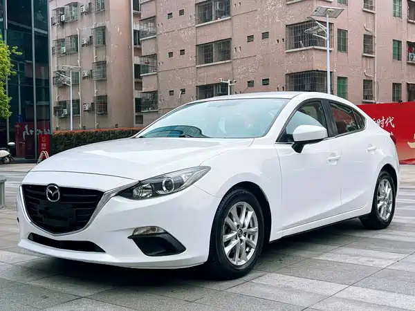 Mazda 3 Axela 2014