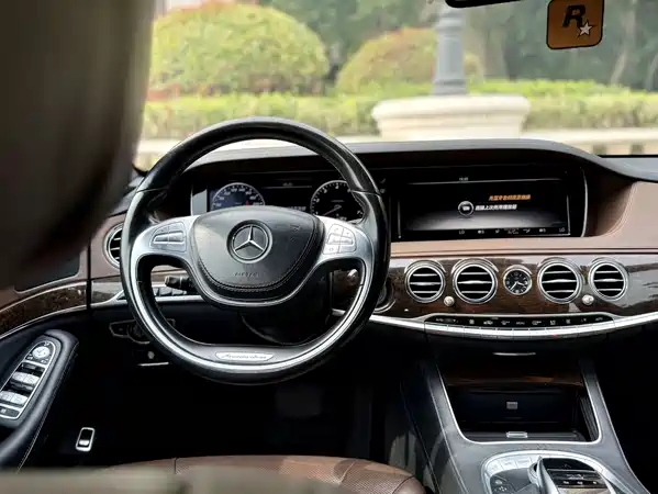 Mercedes-Benz S-Class 2014