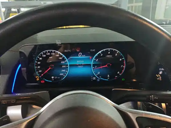 Mercedes-Benz GLB 2021