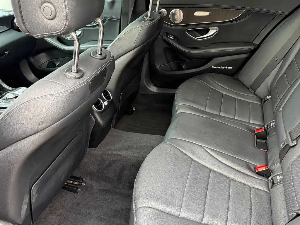 Mercedes-Benz C-Class 2018