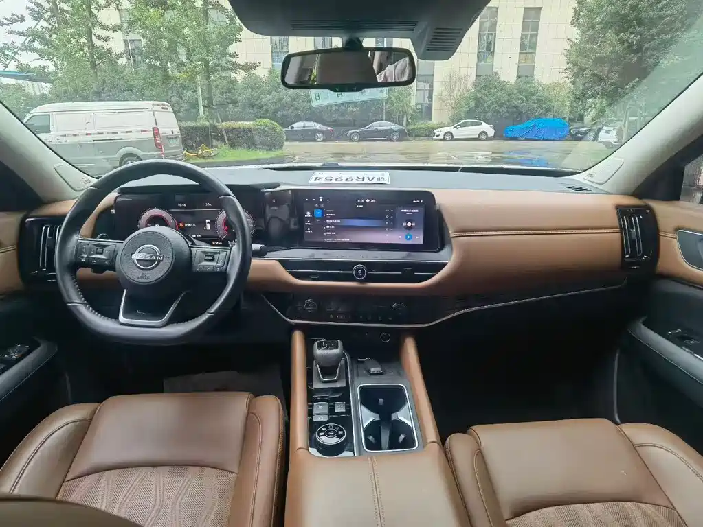 Nissan Teramont 2024