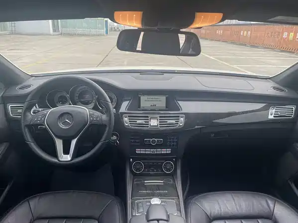 Mercedes-Benz CLS 2012