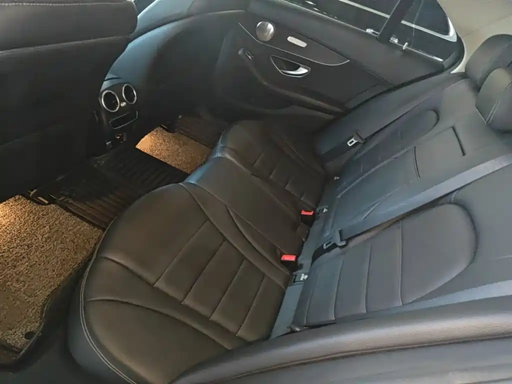 Mercedes-Benz C-Class 2021 — фото 17