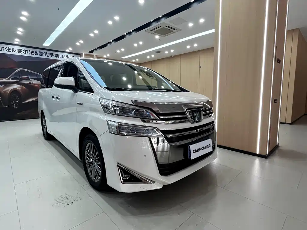 Toyota Vellfire 2022 — фото 2
