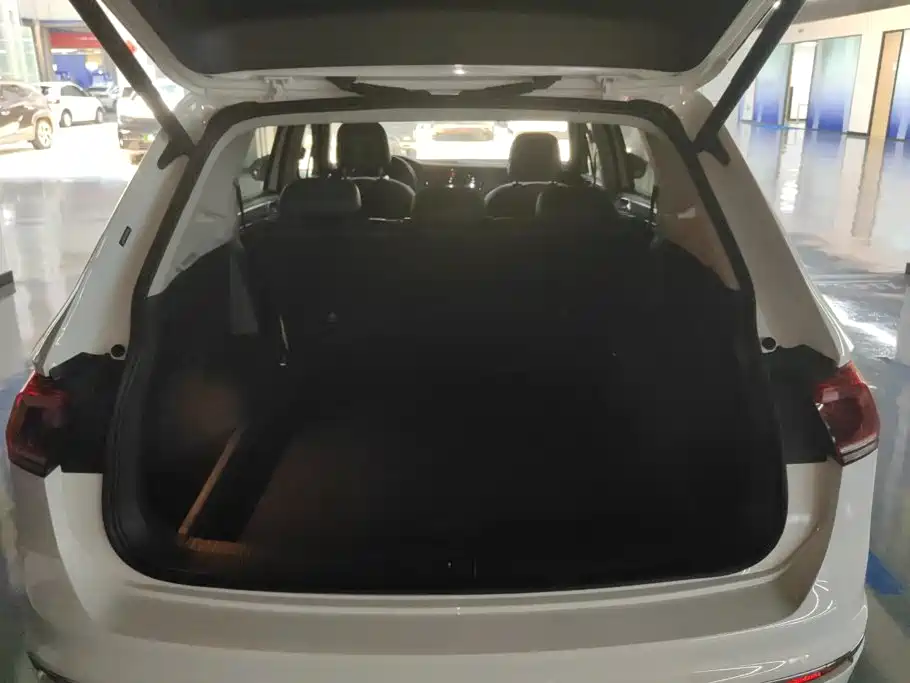 Volkswagen Tiguan L 2019