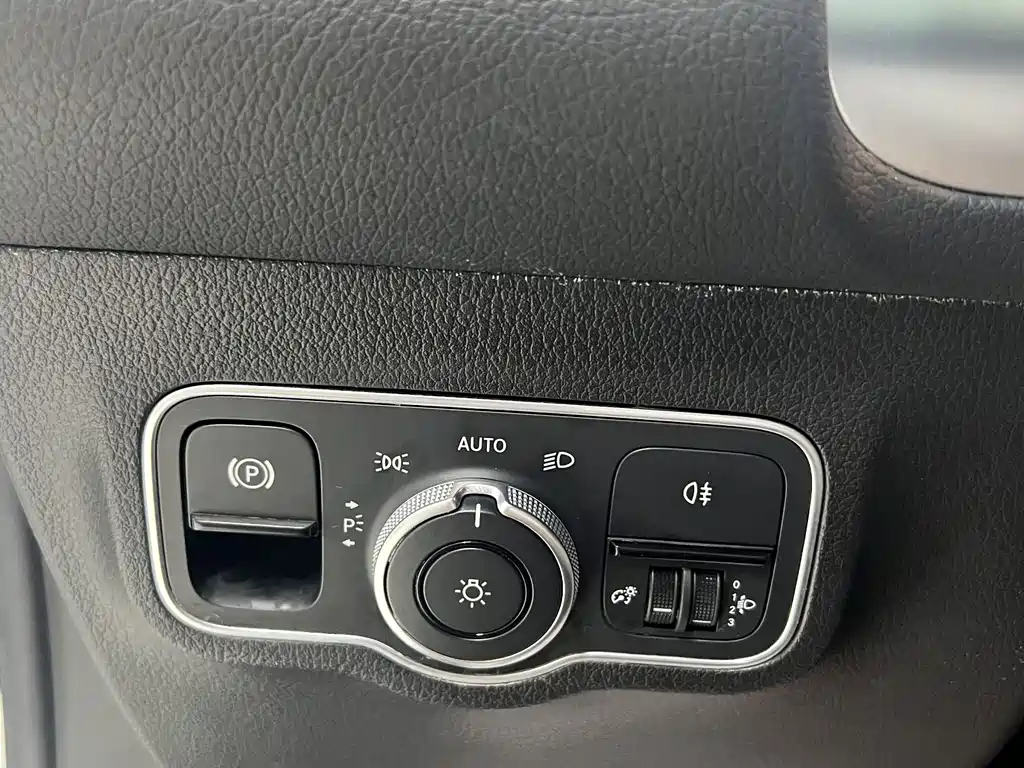 Mercedes-Benz GLB 2020 — фото 14