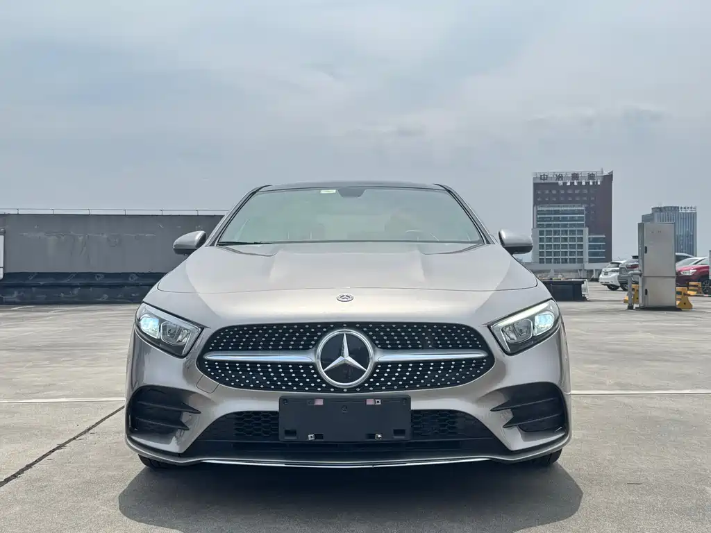 Mercedes-Benz A-Class 2021 — фото 2