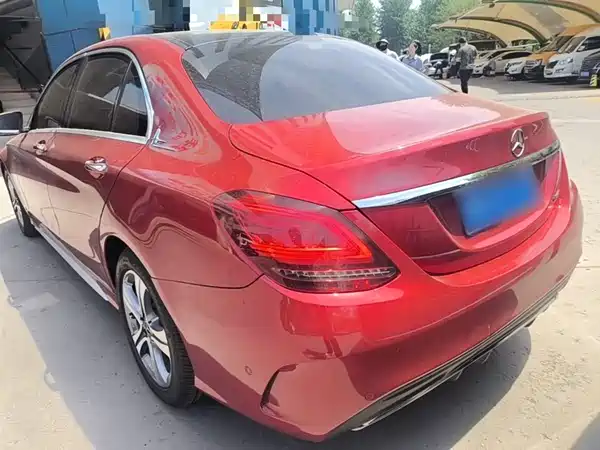 Mercedes-Benz C-Class 2020