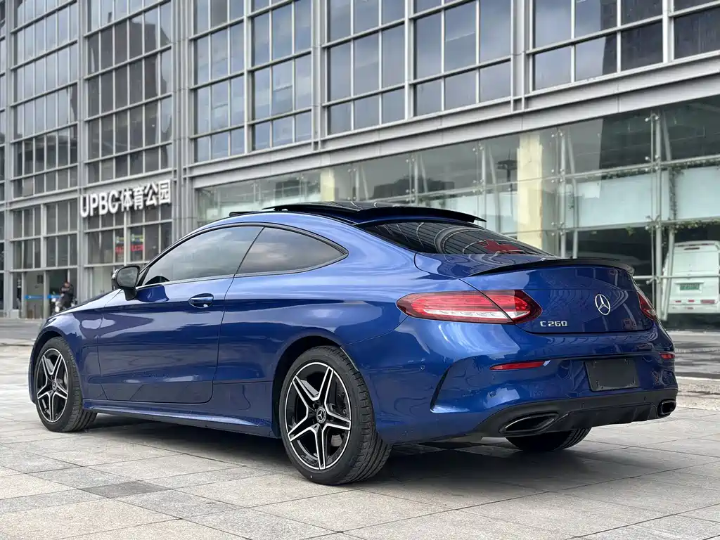 Mercedes-Benz C-Class 2023 — фото 11