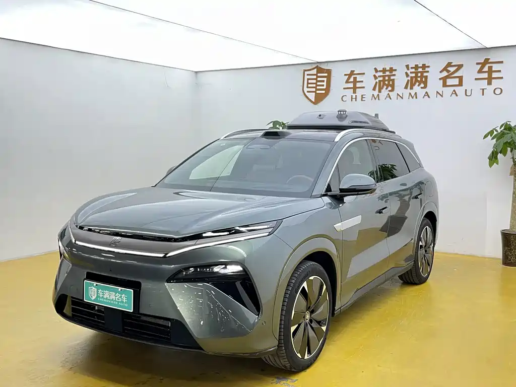 BYD Tang L 2025