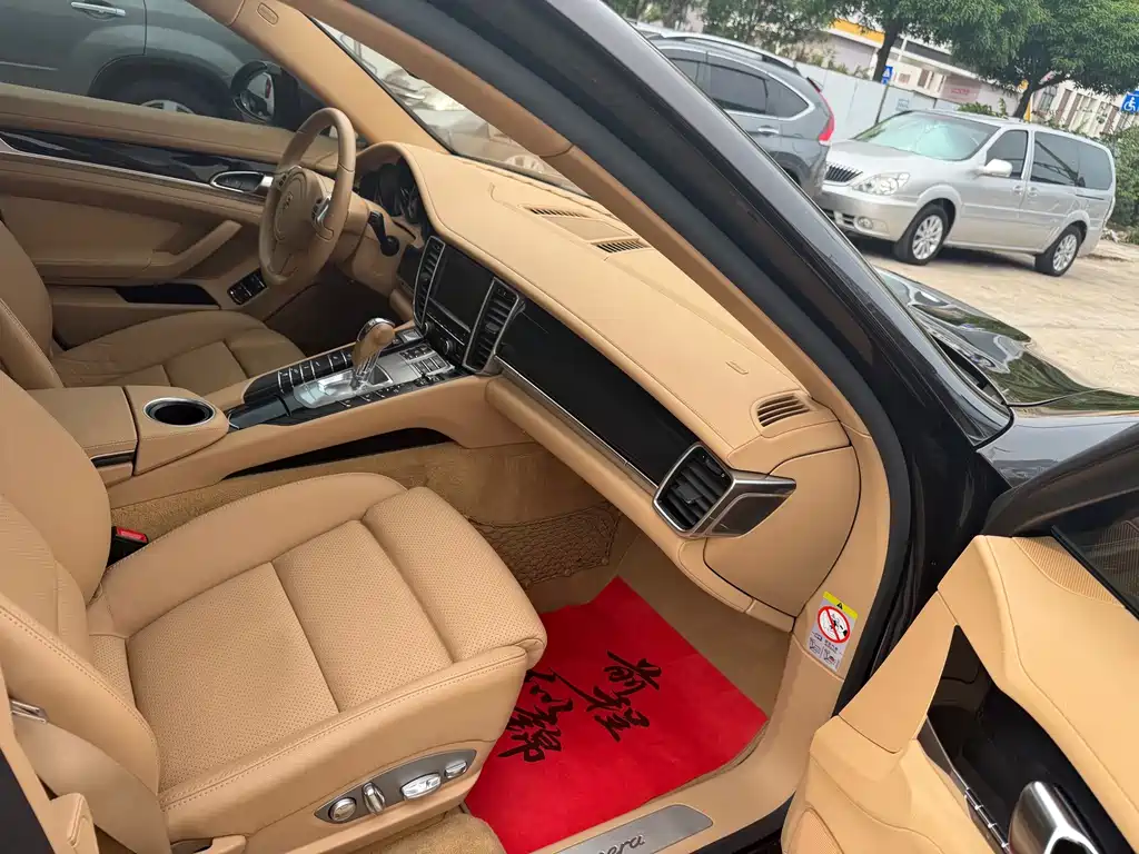 Porsche Panamera 2015 — фото 10