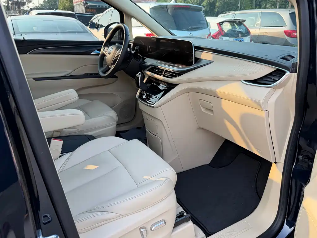 Buick GL8 2023