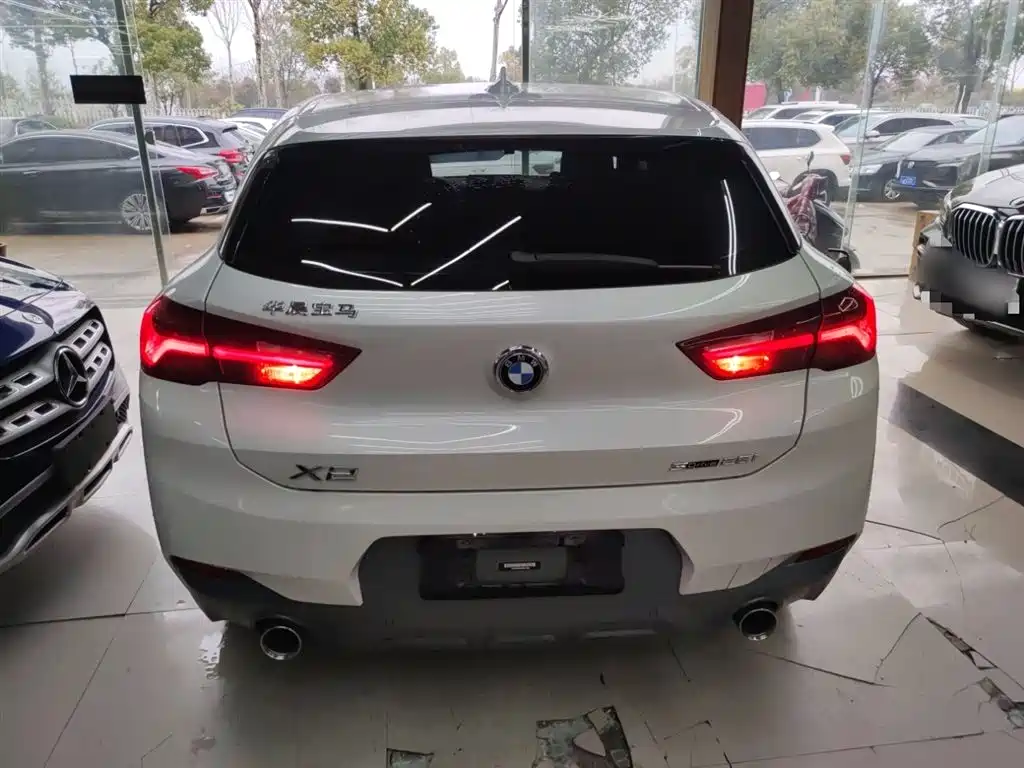 BMW X2 2023 — фото 4