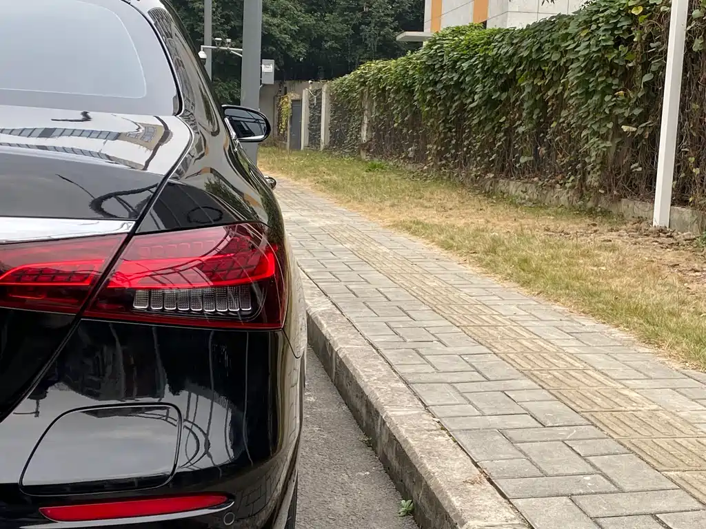 Mercedes-Benz E-Class New Energy 2023 — фото 19