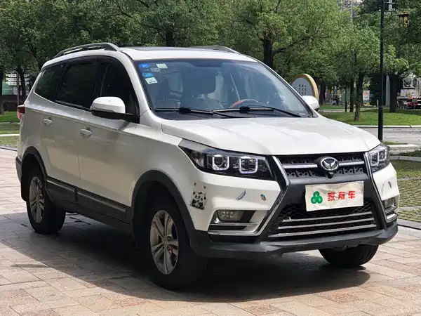 BAIC Huansu S3 2016