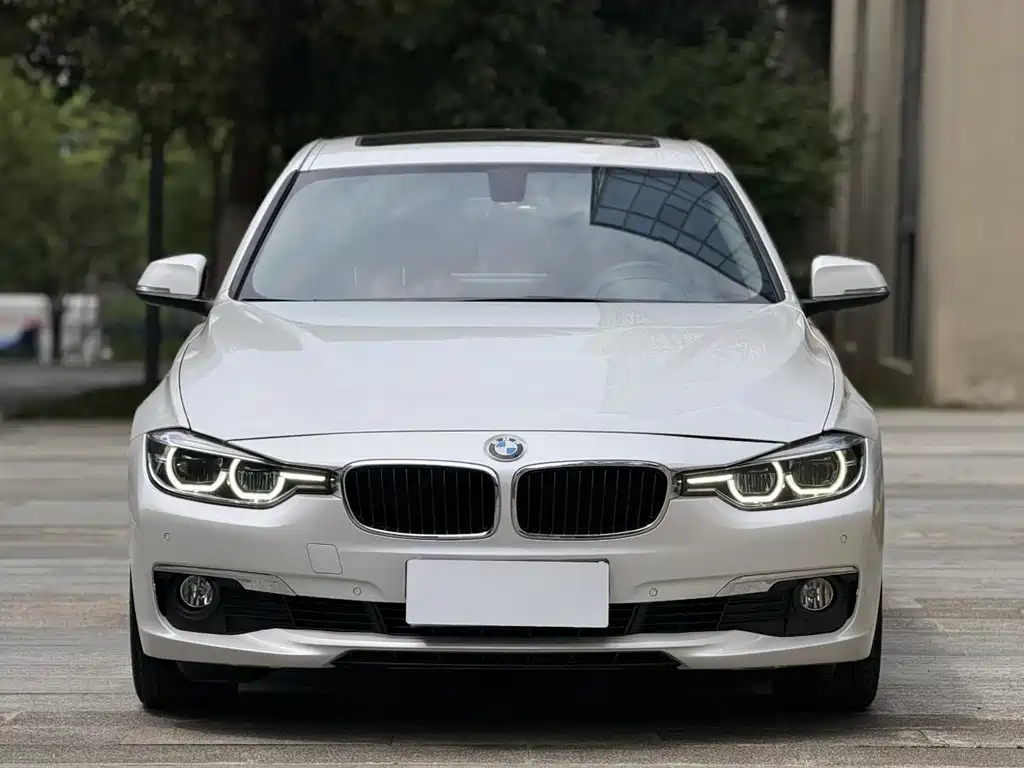 BMW 3 Series 2017 — фото 2