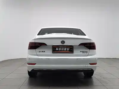 Volkswagen Sagitar 2019