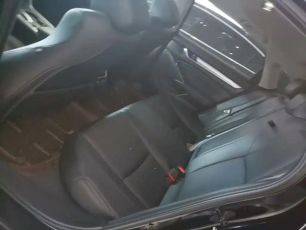 Honda Accord 2022 — фото 17