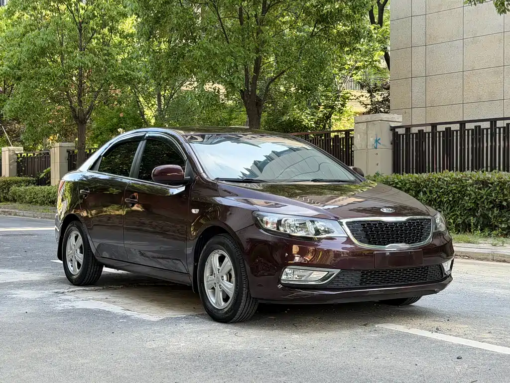 Kia Forte 2014 — фото 3