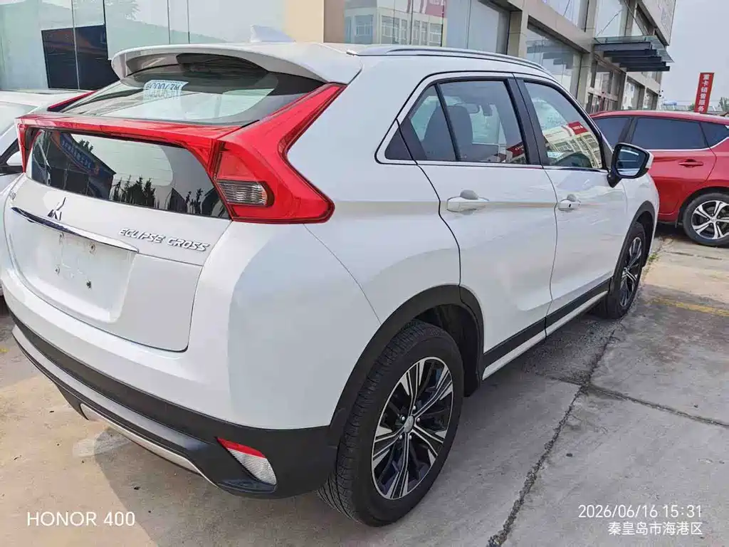 Mitsubishi Eclipse Cross 2020 — фото 16