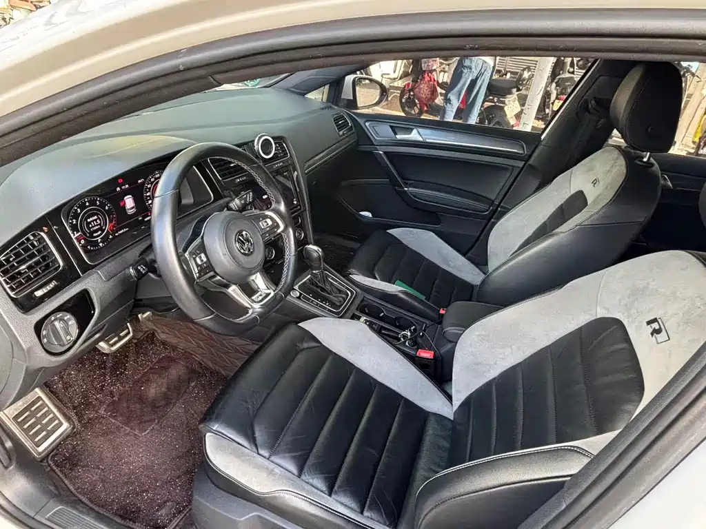 Volkswagen Golf 2016