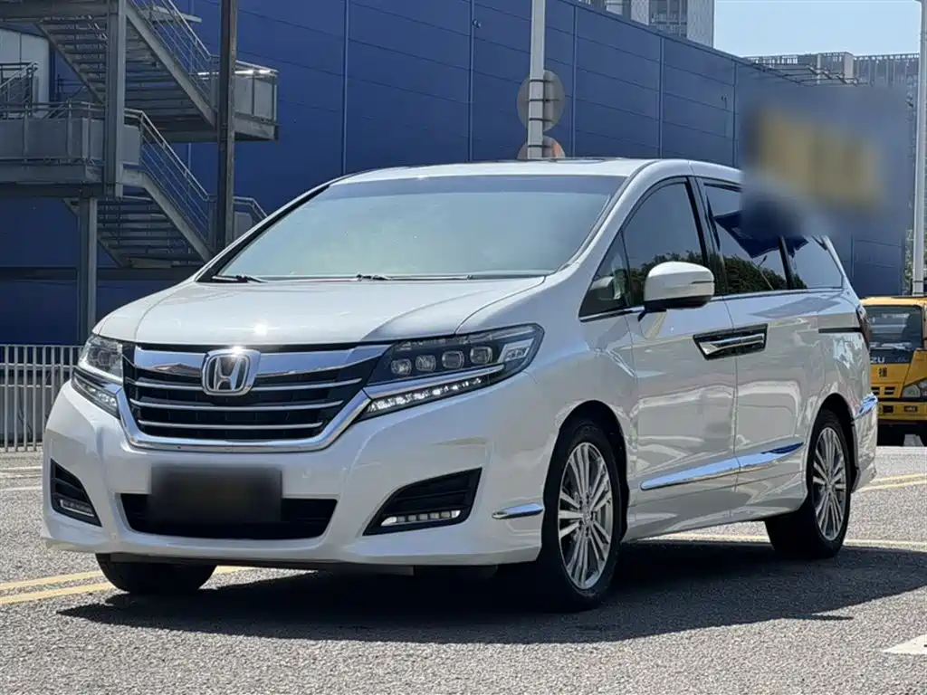 Honda Elysion 2018 — фото 1