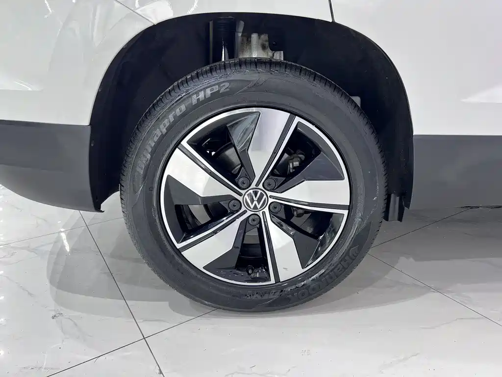Volkswagen Tharu 2022 — фото 18