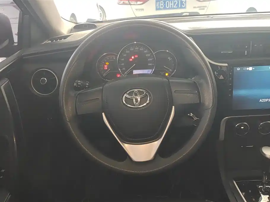 Toyota Corolla 2018 — фото 15