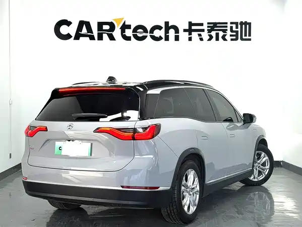 NIO ES8 2020