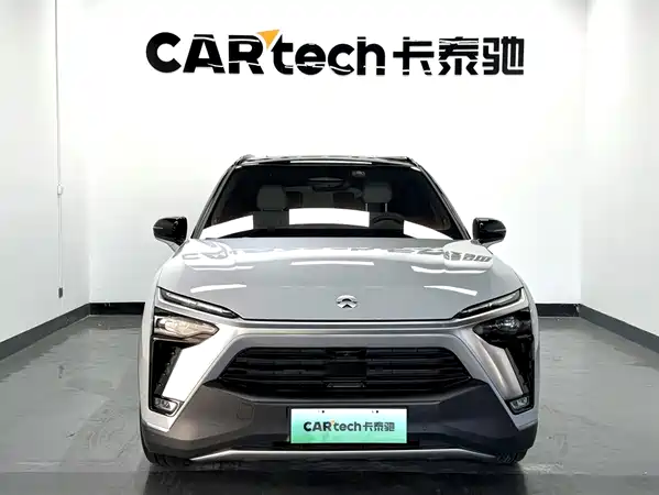 NIO ES8 2020