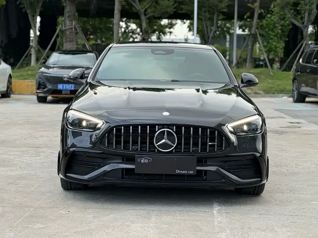 Mercedes-Benz C-Class AMG 2026 — фото 2