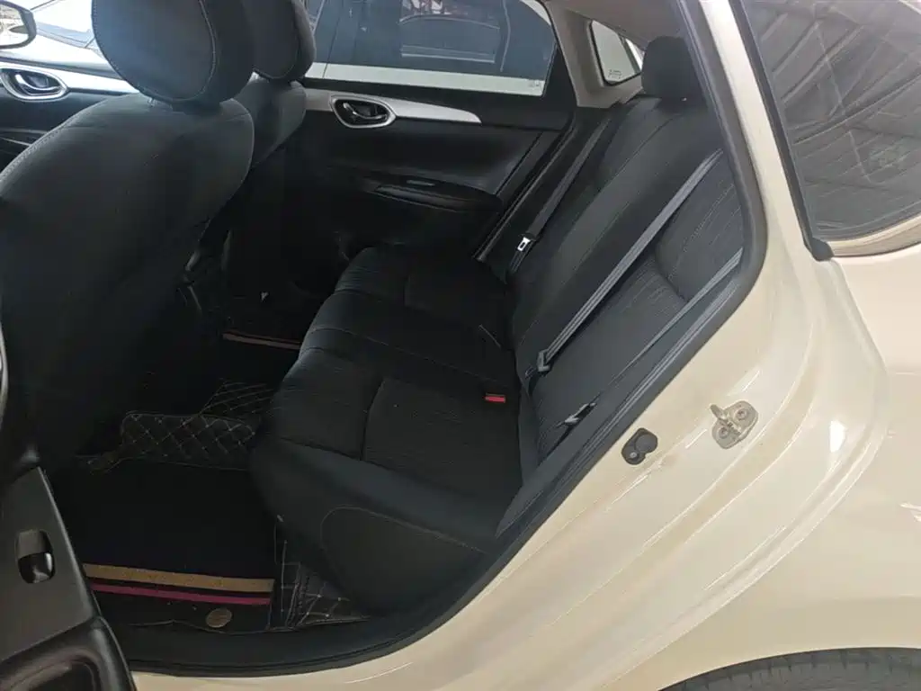 Nissan Sylphy 2023 — фото 17