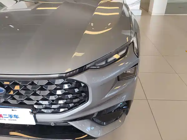 Ford Mondeo 2024